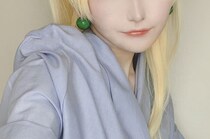 「美しすぎる…」『Vガンダム』悪女“カテジナさん”美麗コスプレの妖艶表情に「美人」「振り回されたい」