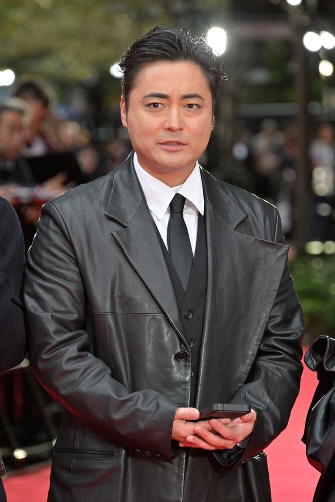 「『ハウル』のマルクルそっくり」「モリゾーみたい」山田孝之の最新ビジュアルが衝撃的