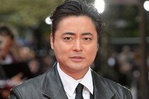 【画像】えっ「ほぼ実写化」「狙ってる？」　毛だらけの山田孝之さんにそっくりなキャラを見る