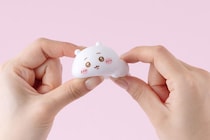 【画像8枚】ぽってりフォルムがたまらん「もっちりころりん♪ ちいかわ」のソフビ