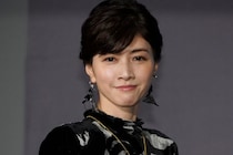 【画像】え…っ？　「レオタードじゃないけど」「ボンデージもドキドキ」　こちらが内田有紀が再現したセクシーキャラです