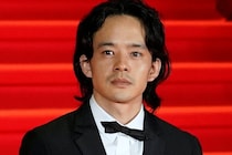 【画像】え、「身体の大事なモノを抜こうと…」　コチラが池松壮亮が衝撃演技を見せた「R15指定」の実写版です