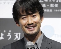 竹野内豊の“ほぼ別人”な姿に反響　Netflix新作での役柄に「え、誰？」「振り切りすぎ」と衝撃走る