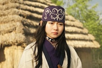 『ゴールデンカムイ』アシリパ役女優（25）　大人な「純白ドレス」姿でファン衝撃「生で見た人に嫉妬」「さらに美白に見える」