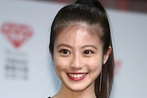 【可愛い】え、「朝田姉妹が…」「最強の2ショット」今田美桜さんと河合優実さんのパリでの様子を知る