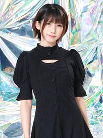 「腰えっぐ」コスプレイヤー・えなこさん、ヘソ出し美スタイル『ポケモン』人気キャラに再現に「破壊力バツグン」
