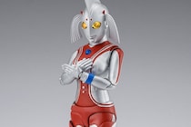 【画像】えっ「スタイル抜群」「でっか」　こちらが「ウルトラの母」のビジュアルです（5枚）