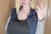 【コスプレ】「色気すごい」『ドラゴンボール』台湾美女による“人造人間18号”美麗コスプレに「完ぺき」「美しい」