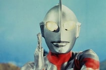 【画像】え…っ！「かわいすぎ」「ほしい」こちらが販売中止騒動も起きた「ウルトラマングッズ」です（9枚）