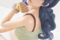 「美クビレすごっ！」『ドラゴンボール』ランチのコスプレイヤーに「かわいすぎ」「天津飯もイチコロ」と絶賛の声