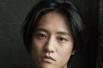 『風薫る』急に告白した「イケメン軍人」藤原季節（33）　”斎藤一”姿のモノクロ木登り写真にファン「かっこよすぎて倒れる」