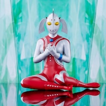 「えっ、“突先”見えちゃってる？」　「ウルトラの母」が初登場に“丸出し”だった妙な記憶の謎