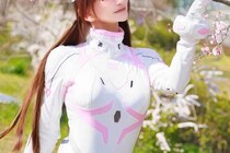 「曲線美すごっ！」『エヴァ』真希波マリの美女コスプレイヤーに「美スタイル」「クオリティー高い」