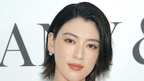 【画像】え、「ちゃんと“谷間”が」「若いと思ったけど貫禄ある」　コチラが三吉彩花さんが演じる「高身長＆最強」美女です