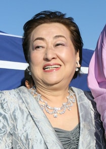 「輪郭が完璧」細木数子に扮する”人気芸人”の姿に反響「ちょっと美人」「死ぬほど笑った」