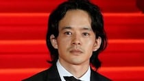 【画像】え、「前歯が」　こちらが池松壮亮が衝撃的演技を見せた実写版です