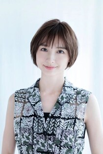 「妖艶…」篠田麻里子さん（40歳）の“最新悪女ビジュアル”に「ハマり役」「ピッタリ」と反響
