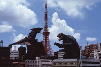 平成ガメラの宿敵「ギャオス」の中には“業界初”の人物（当時20代）が入ってた？　過酷だけど「寂しかった」