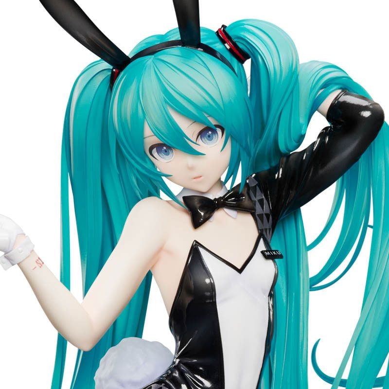 プレ値つくミクさんのバニーフィギュア再販開始に歓迎の声　全高300mmと迫力の立体化