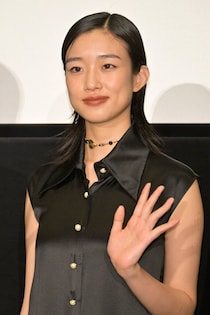 河合優実（25）の「13歳年上の夫」役は誰だ　2年後の朝ドラに注目　過去作"共演者"だと45歳、56歳俳優も候補に？