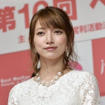 「え、長すぎない？」後藤真希（40）、大胆スリット入った“衝撃衣装”に「凄っ」「異次元の美女」