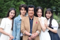 「ステキすぎて…」藤岡弘、さんの娘・天翔愛さん（24歳）の“ウェディングドレス姿”に「きれい」「美しい親子の2ショット」