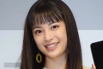 『ガス人間』 広瀬すず、顔に「大きな痣」刻まれた激変ビジュアル　「誰かと思った」「衝撃的すぎ」ファン騒然