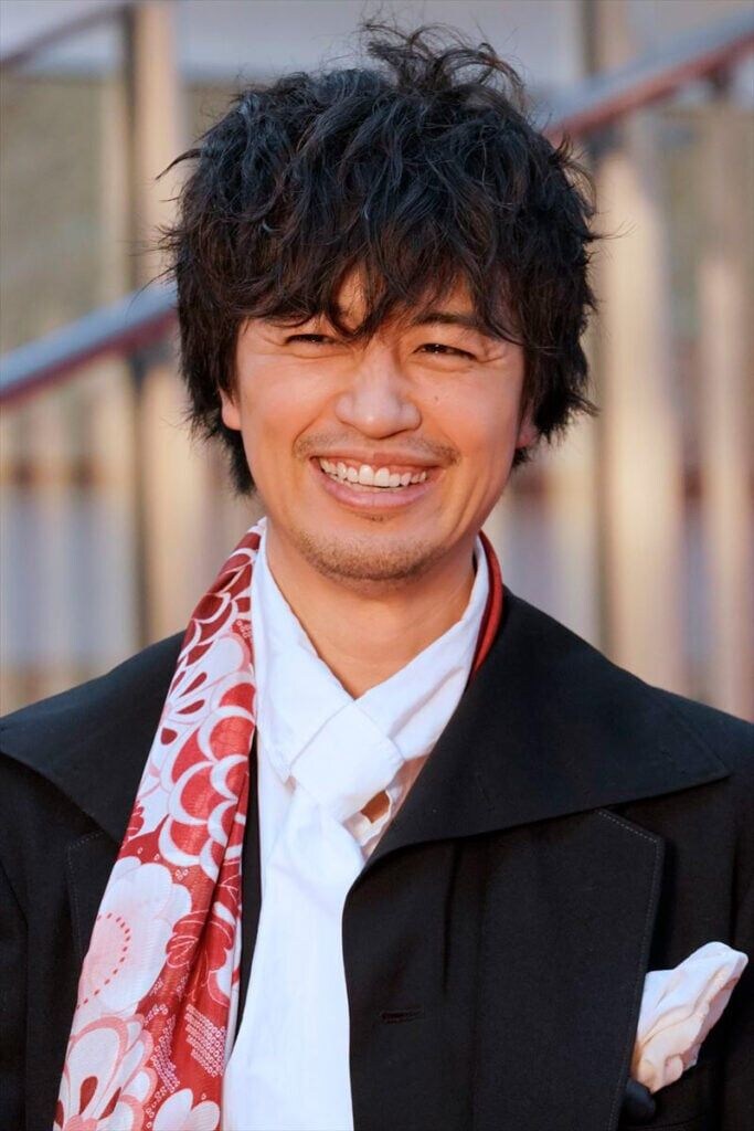 斎藤工（44）、“雰囲気一変”した姿にファン衝撃　『キングダム』春申君と比較する声も