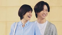 【画像】え、「お似合い」「眼福」内田有紀さんと寺西拓人さんの密着＆恋人つなぎ姿（4枚）