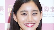 【画像】え、「濡れた髪いいね」「肌キレイすぎ」「水着もっと見たい」「爆美女」　こちらが絶賛相次いだ新木優子(32)のナイトプールにいる姿です