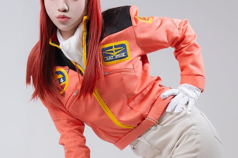 「すてき…」『機動戦士ガンダム0080』クリスチーナ・マッケンジーの美麗コスプレイヤーに「かわいい」「美しい」と称賛の声