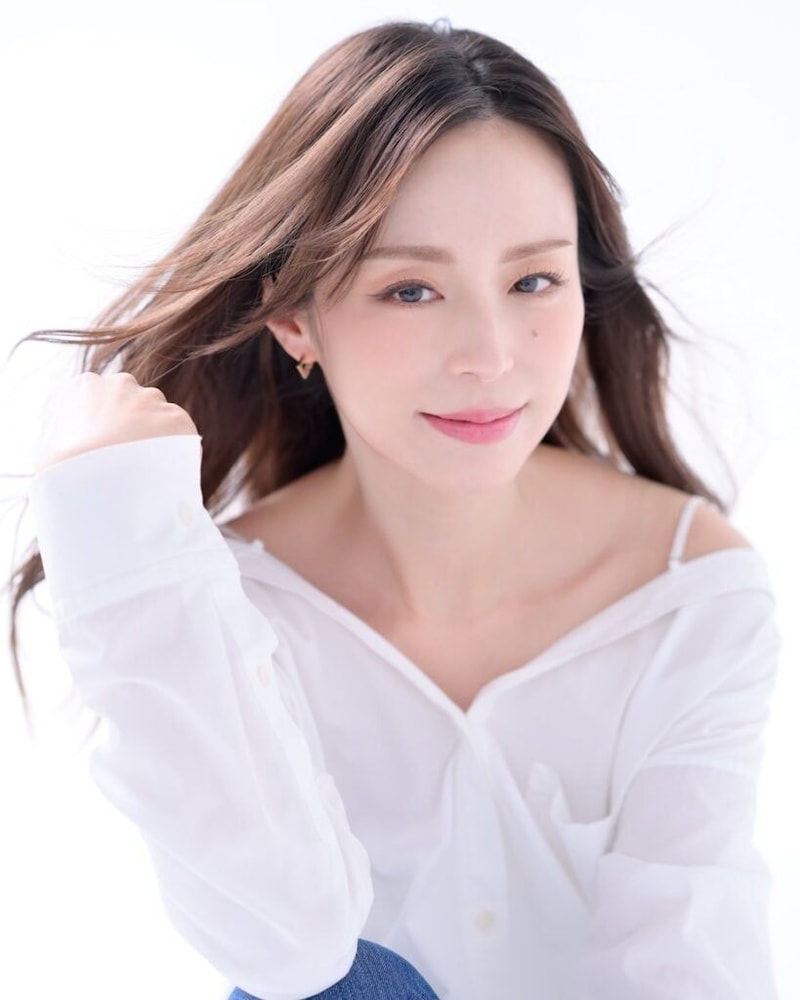 平野綾（38）が「花魁」になった姿にファン衝撃「綺麗すぎ」「これは反則」「足ツルツル」「堕姫みたい」「妖艶でかっこいい」