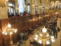 一度は行きたい！世界の美しいカフェ&絶景レストラン10選！