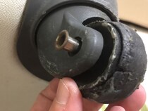 スーツケースDIY修理！セルフでキャスターを交換する方法