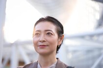 「恋愛対象になるおばさん」の特徴とは? 年齢を重ねても愛される女性の共通点