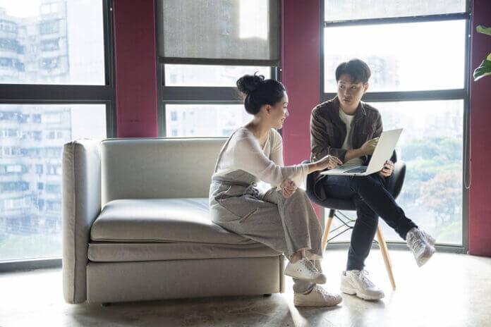 小さなスキンシップを増やす