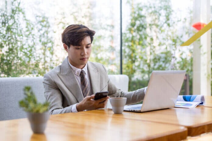 相手の事情を考える