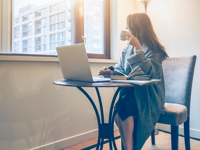 姿勢や所作が美しい