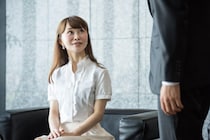 職場の女性が出す脈ありサイン10選｜恋が始まる瞬間はこれ！