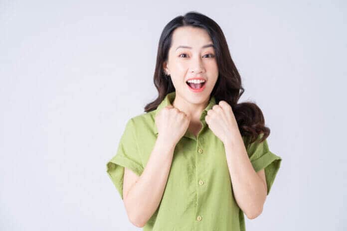 「嬉しい」などの感情を入れて誘う