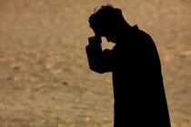 やらかしがち⁉男性が好きすぎてやってしまう失敗とは