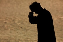 やらかしがち⁉男性が好きすぎてやってしまう失敗とは