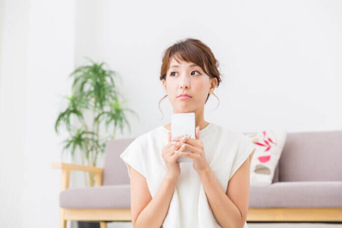 食事に誘われたらどう対応したらいい？