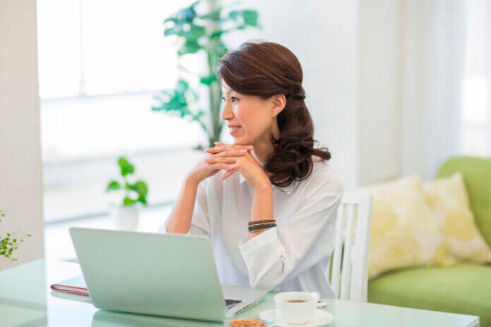 アラフォー世代が慎重だから