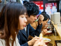 デート中の無言…それって脈アリ？男性の心理5選