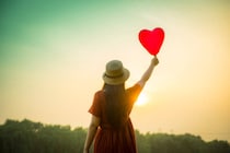 男性がキュンとする女性の仕草3選｜王道なのに効く！