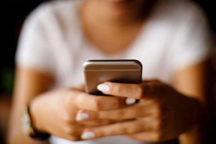 酔ってLINEをしてくる彼は脈あり？