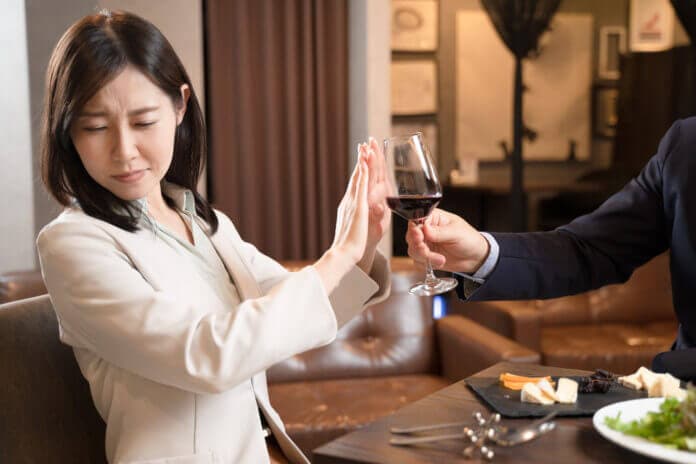 オンナにだらしない男性はダメ!