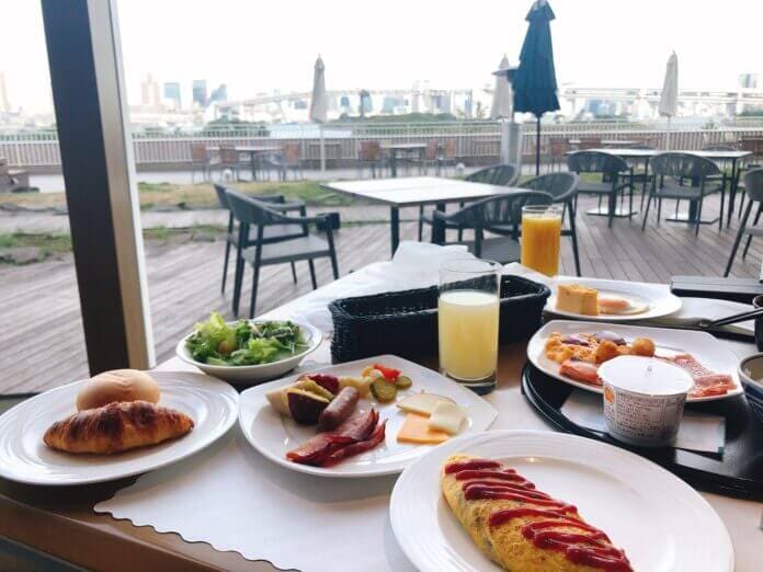 漠然とご飯に誘う