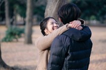 触り方ひとつで勝負は決まる…モテる女のボディタッチ術5選